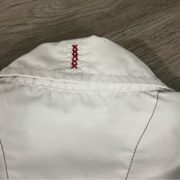 White Casual Button Down Shirt with Short Sleeves - Picture 8 of 8